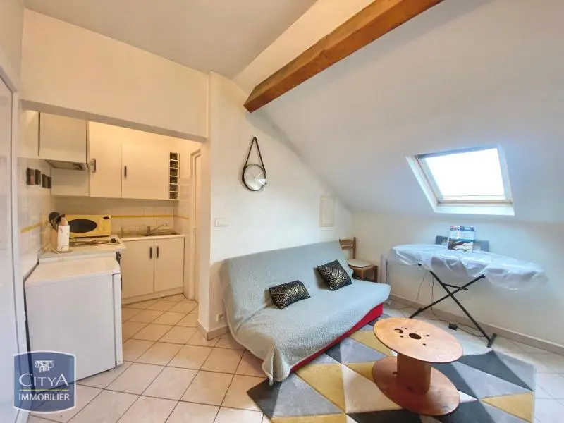 Photo 1 Appartement 1 pièce 22m²