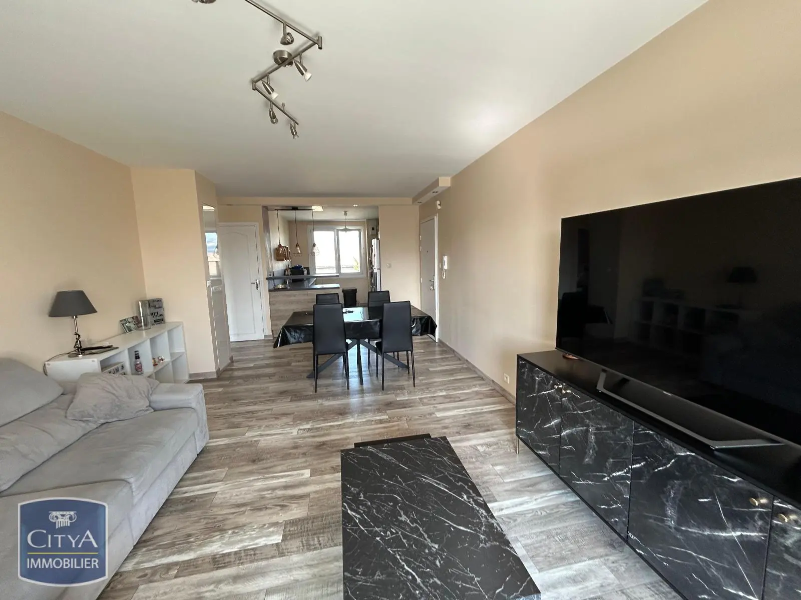 Photo 1 Appartement 3 pièces 69m²