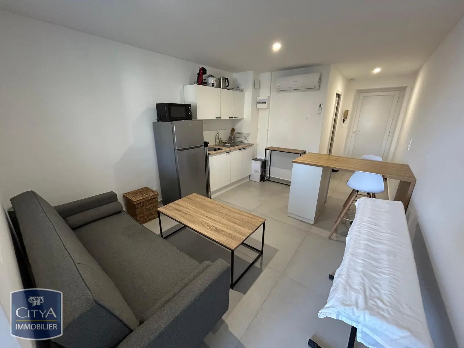 Photo 1 Appartement 1 pièce 30.75m²