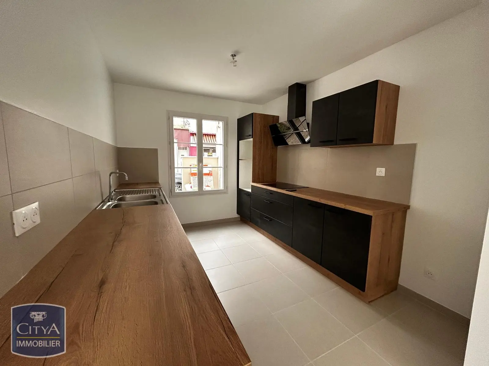 Photo 3 Maison 5 pièces 105m²