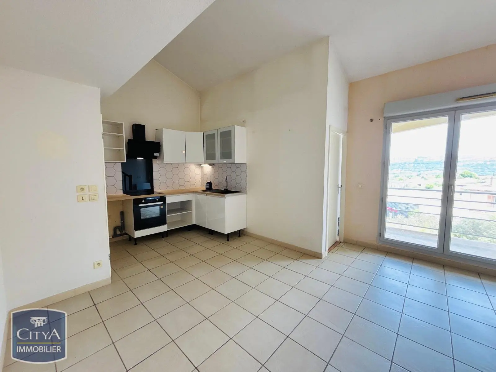 Photo 1 Appartement 3 pièces 56.77m²