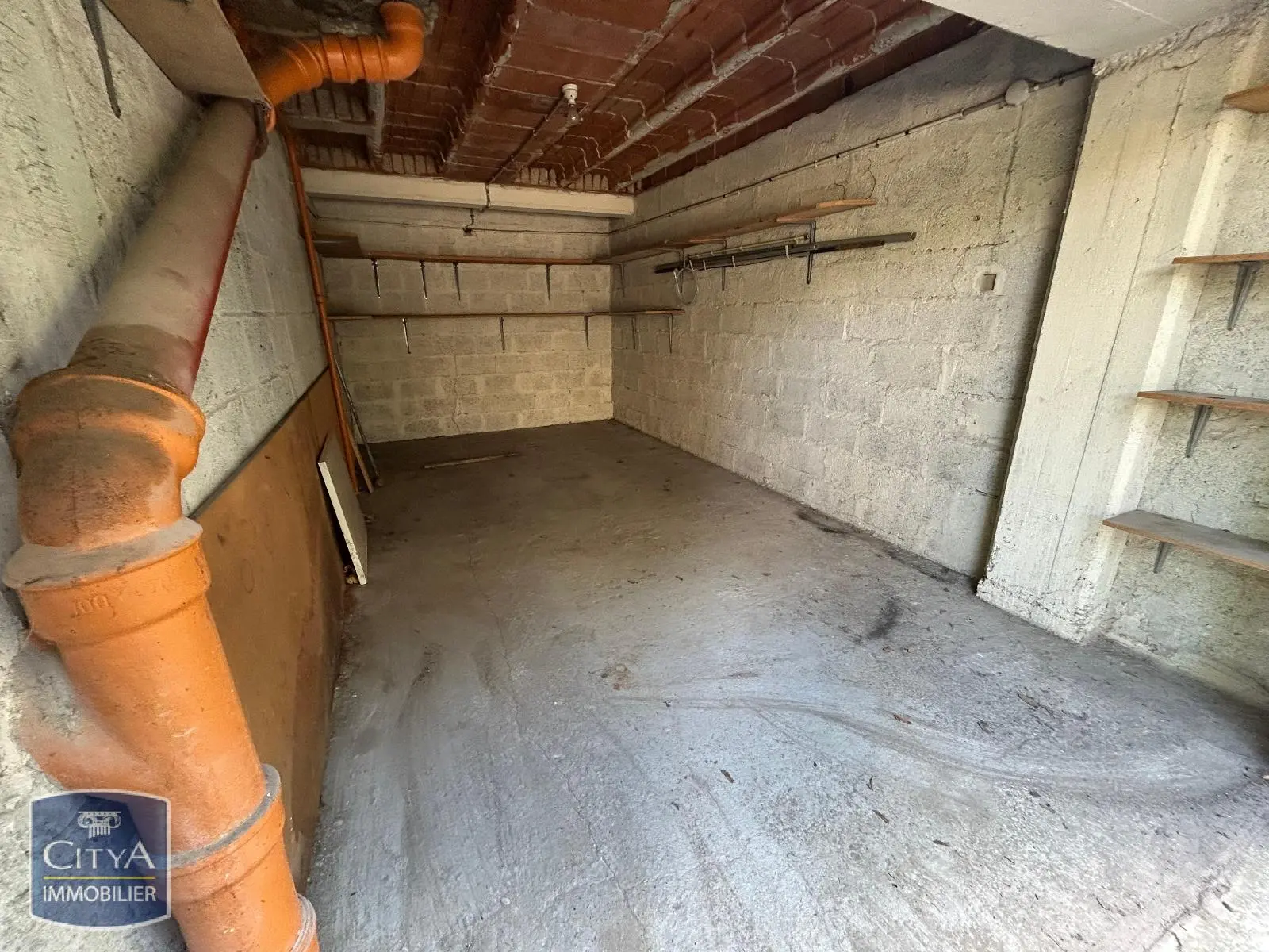 Photo 3 Parking 16m²