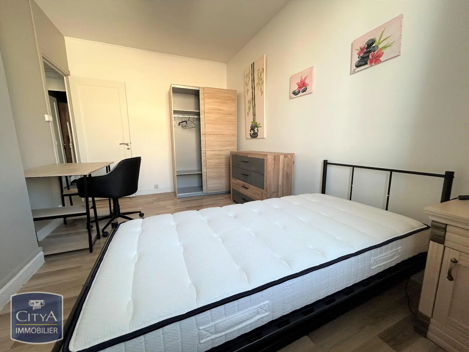 Photo 1 Appartement 1 pièce 11.72m²