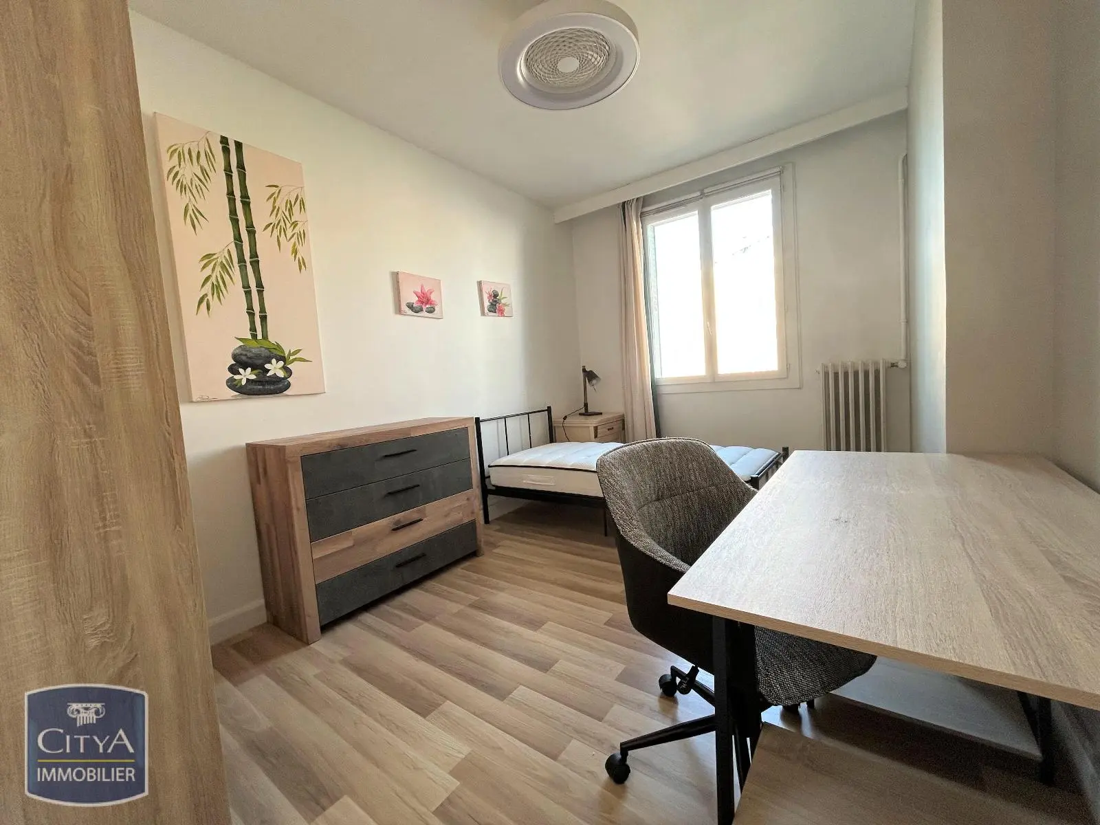 Photo 2 Appartement 1 pièce 11.72m²