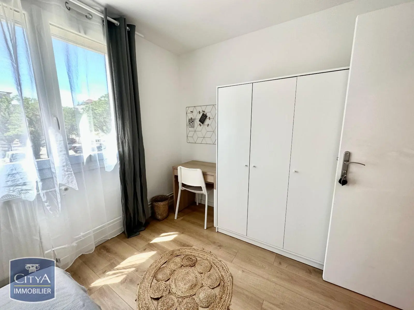 Photo 2 Appartement 1 pièce 10.24m²