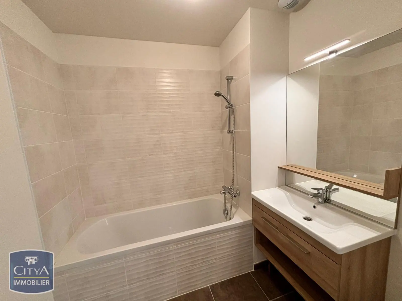 Photo 6 Maison 5 pièces 92.9m²