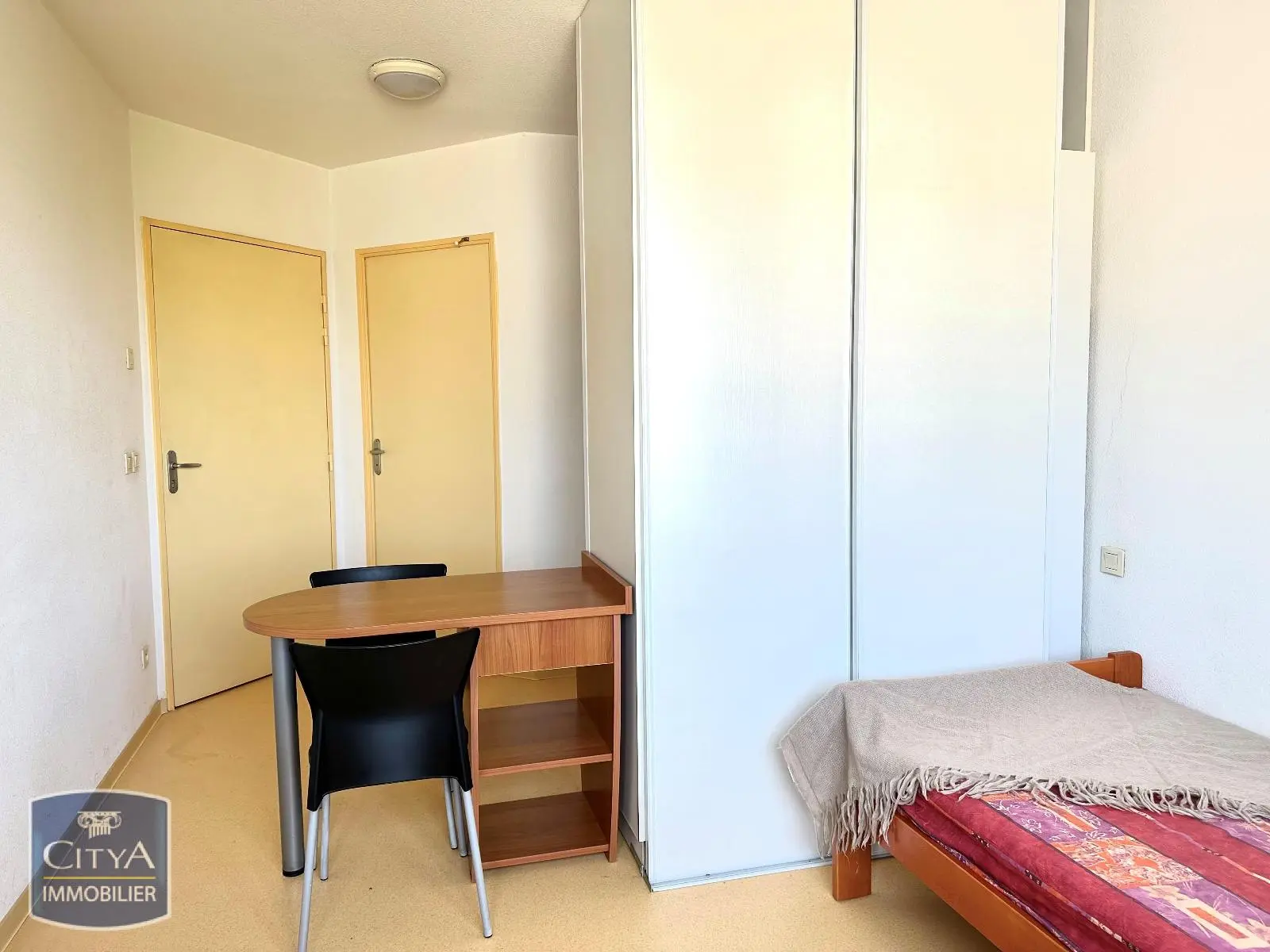 Photo 2 Appartement 1 pièce 17.82m²