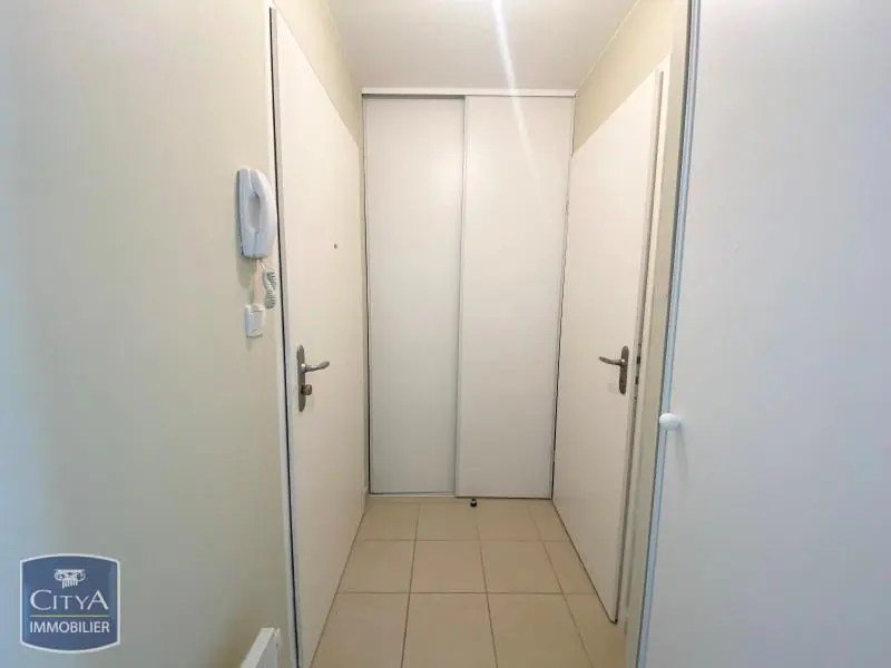 Photo 4 Appartement 1 pièce 29.89m²