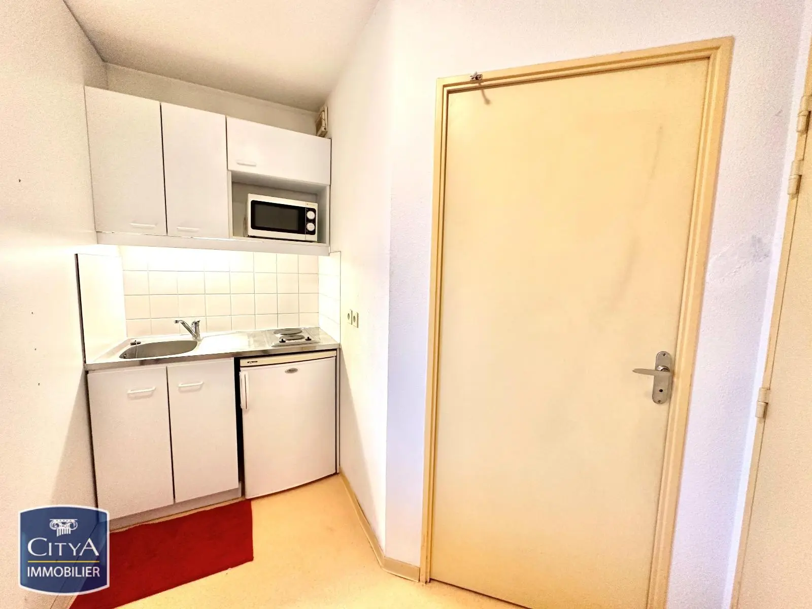Photo 3 Appartement 1 pièce 17.82m²