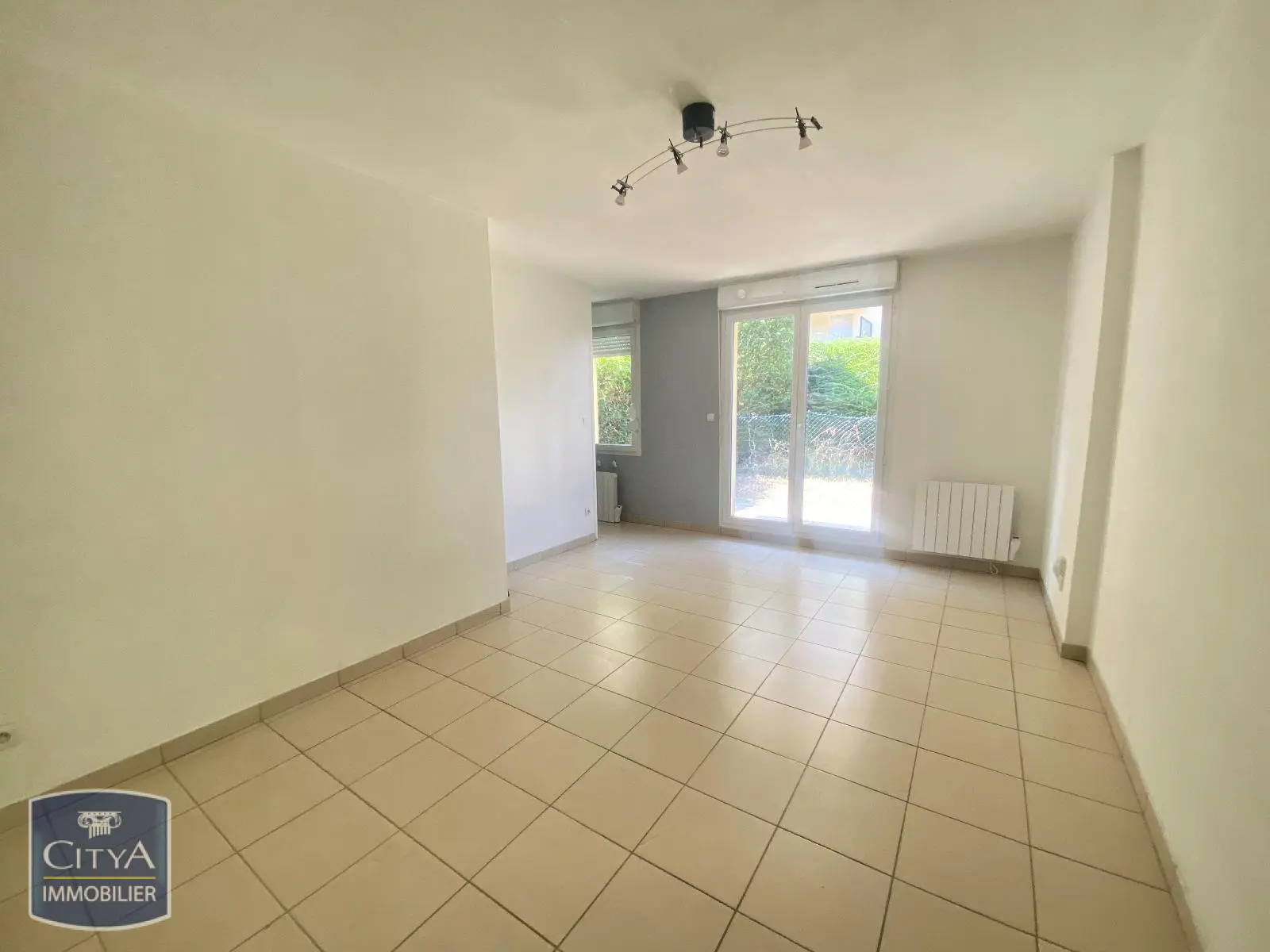 Photo 2 Appartement 1 pièce 27.54m²
