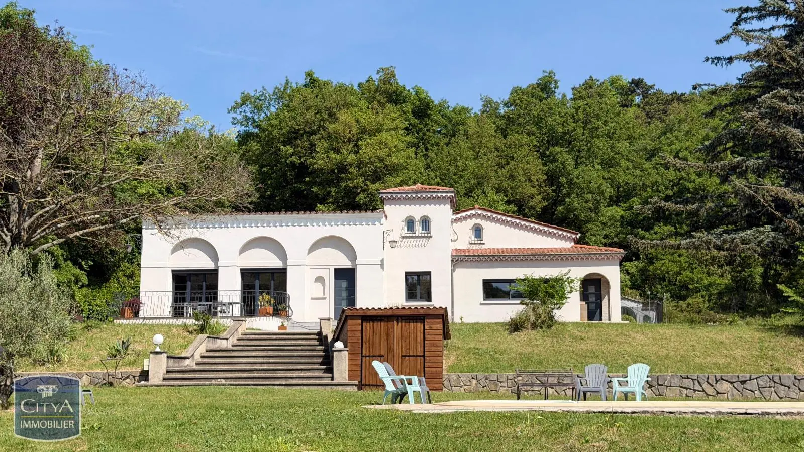 Photo 2 Demeure 5 pièces 196.6m²