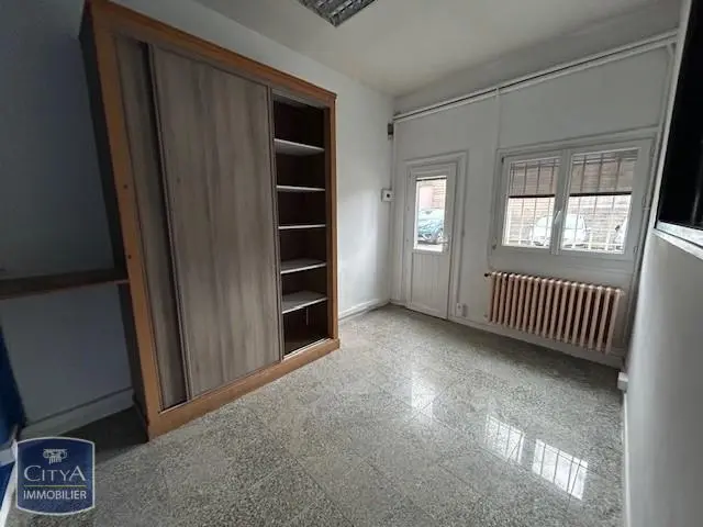 Photo 5 Local Commercial