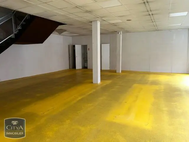 Photo 5 Local Commercial