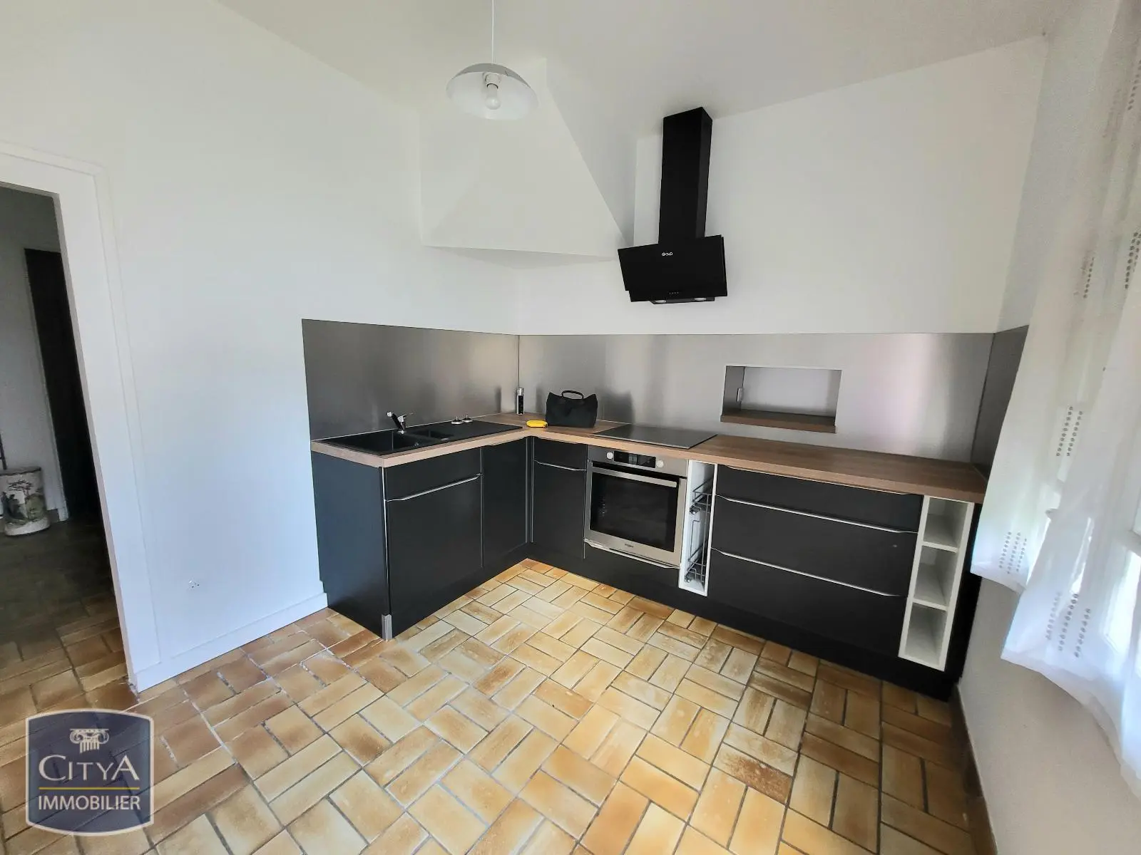 Photo 1 Maison 5 pièces 66.3m²