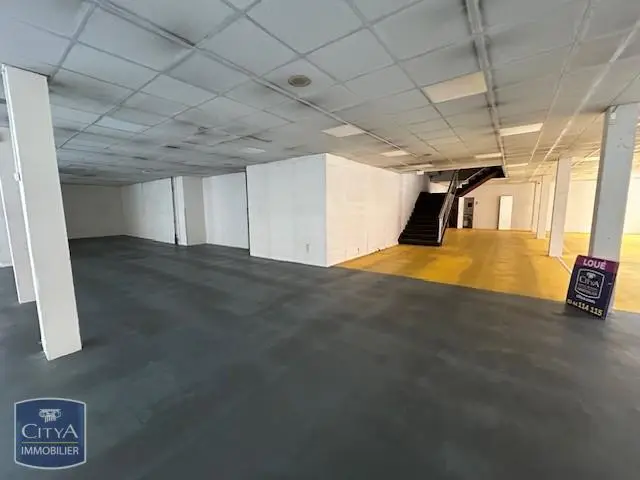 Photo 3 Local Commercial