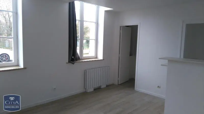 Photo 2 Appartement 1 pièce 24.43m²