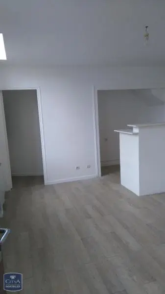 Photo 3 Appartement 1 pièce 24.43m²
