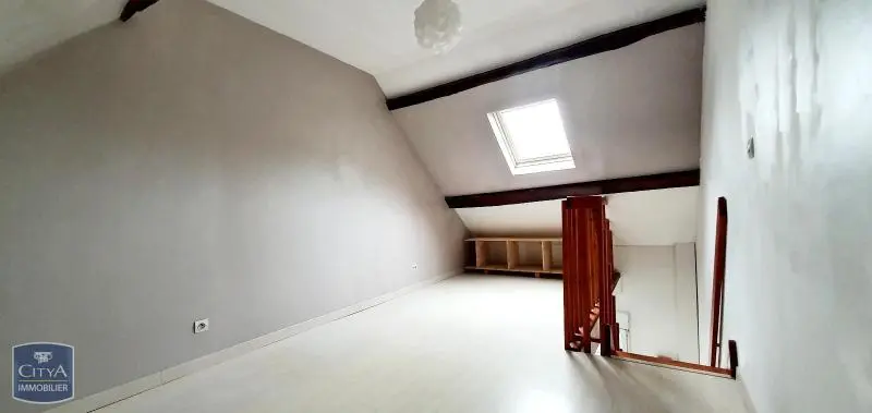 Photo 3 Appartement 1 pièce 24.77m²