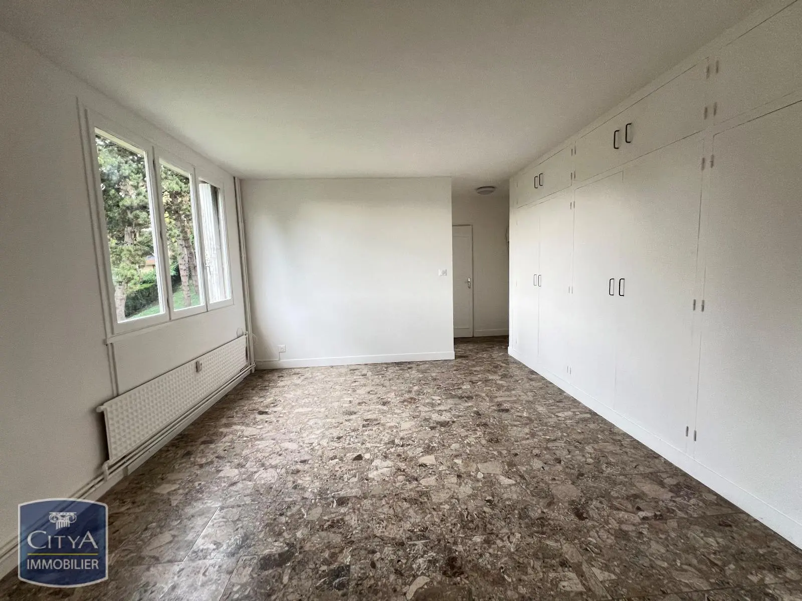 Photo 2 Appartement 2 pièces 43m²