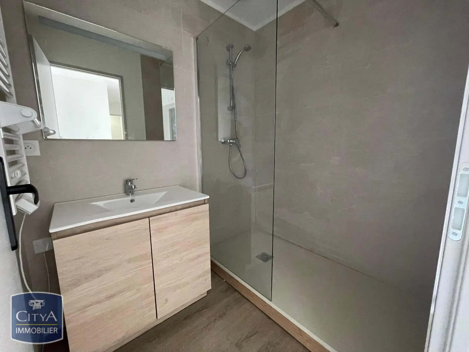 Photo 2 Appartement 4 pièces 73.98m²