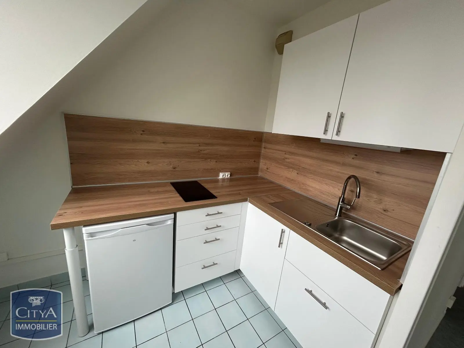 Photo 1 Appartement 1 pièce 23m²