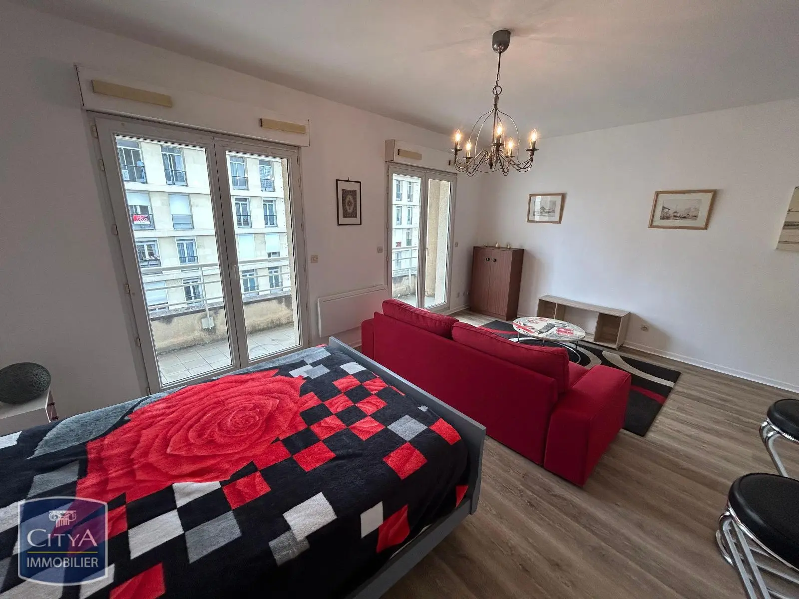 Photo 2 Appartement 1 pièce 30.78m²