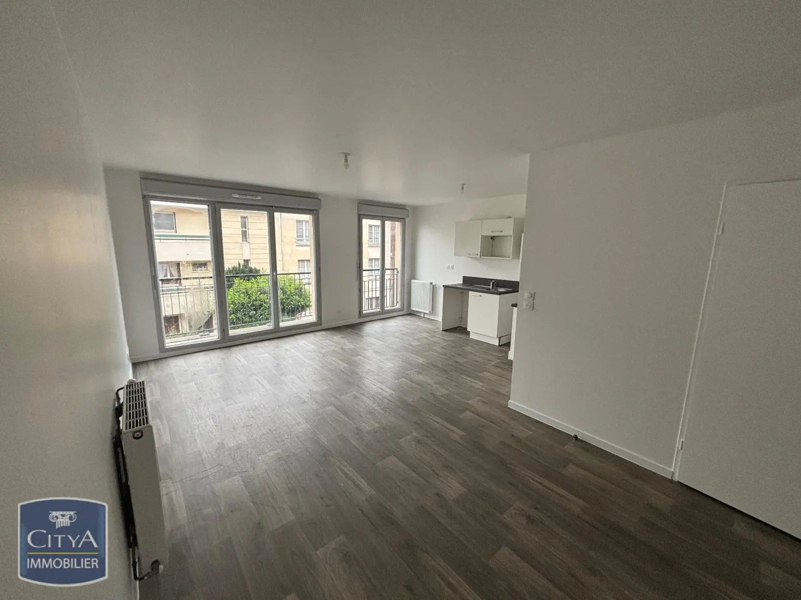 Photo 1 Appartement 4 pièces 77.84m²