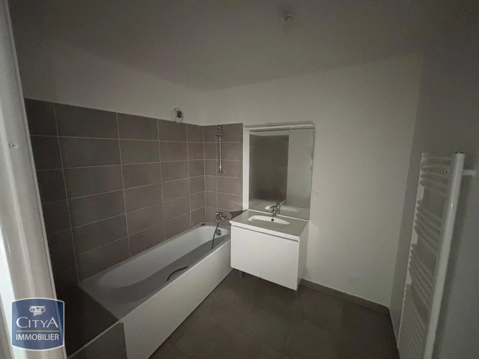 Photo 4 Appartement 4 pièces 77.84m²