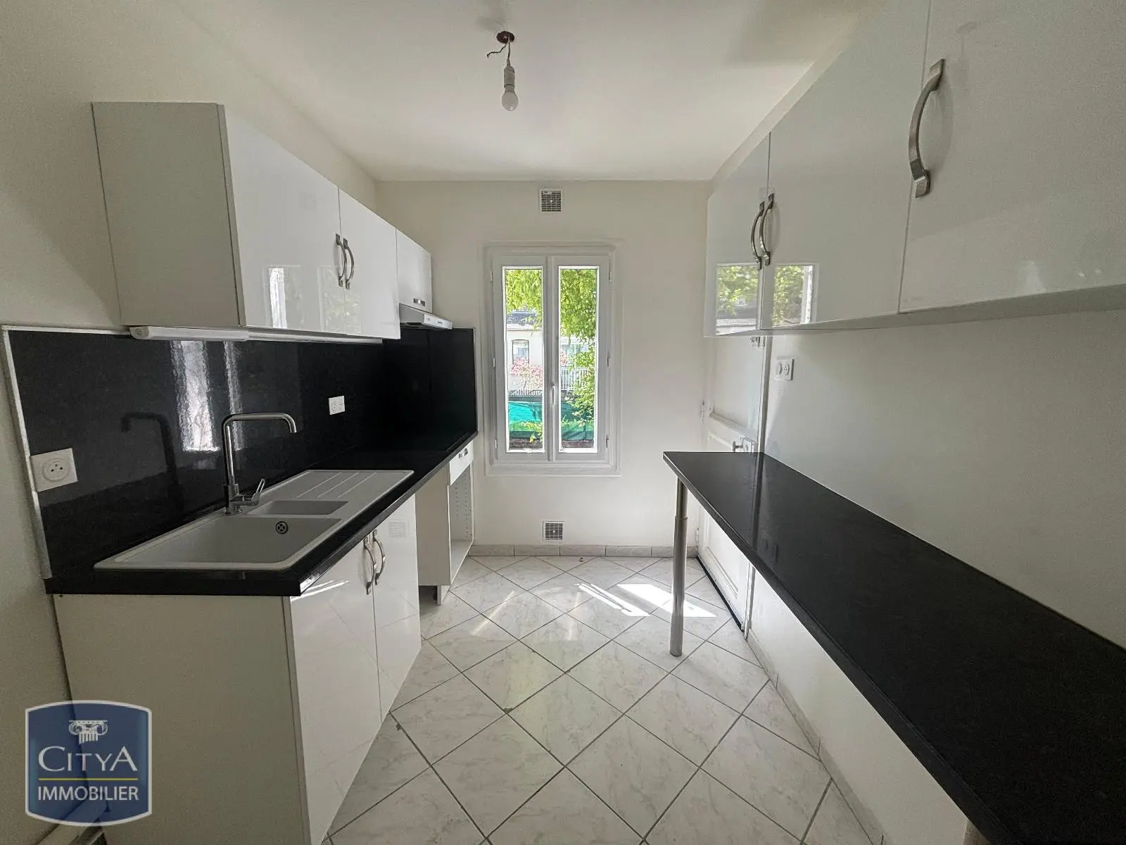Photo 1 Maison 5 pièces 93.28m²