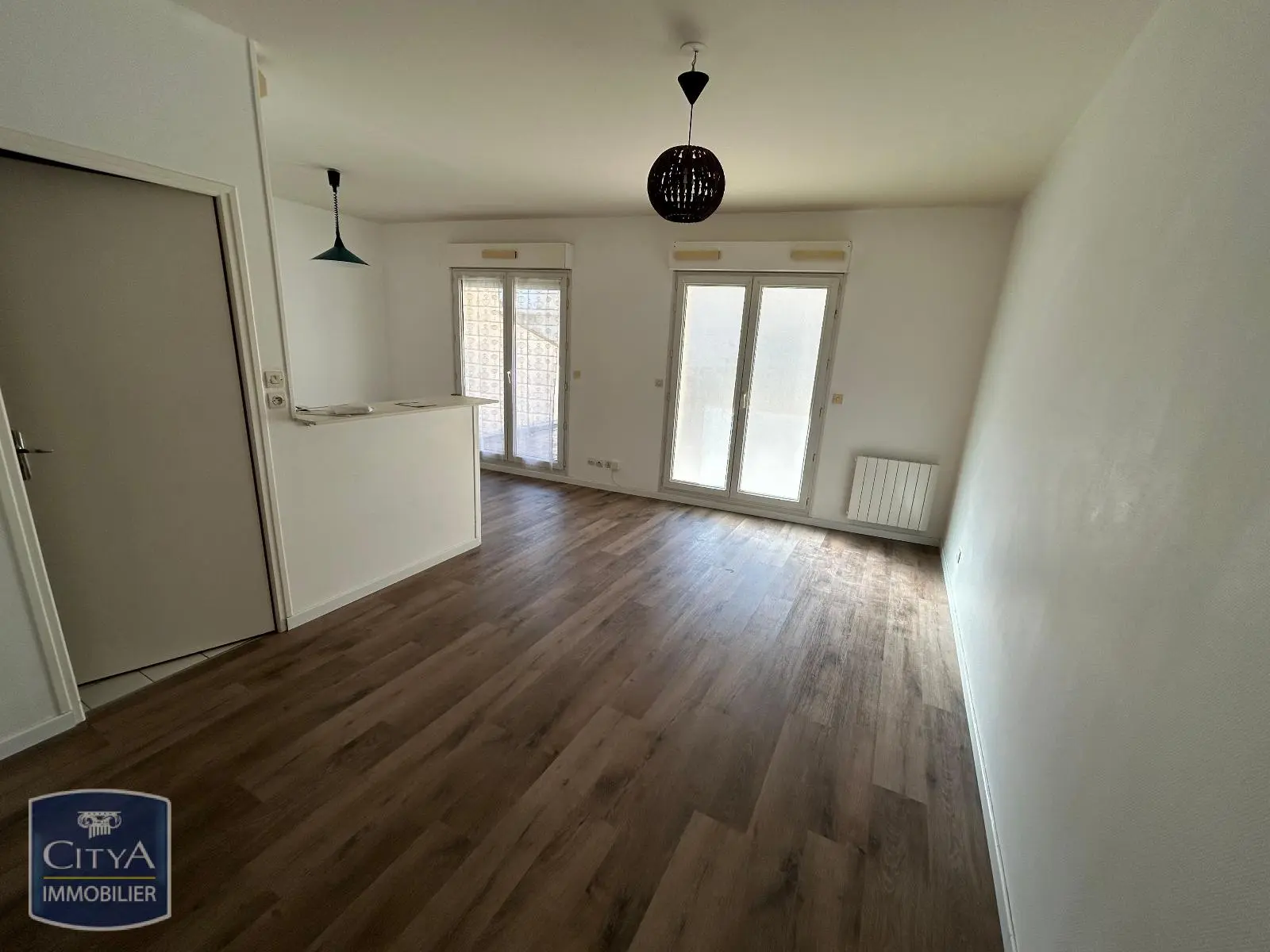 Photo 1 Appartement 1 pièce 30.48m²
