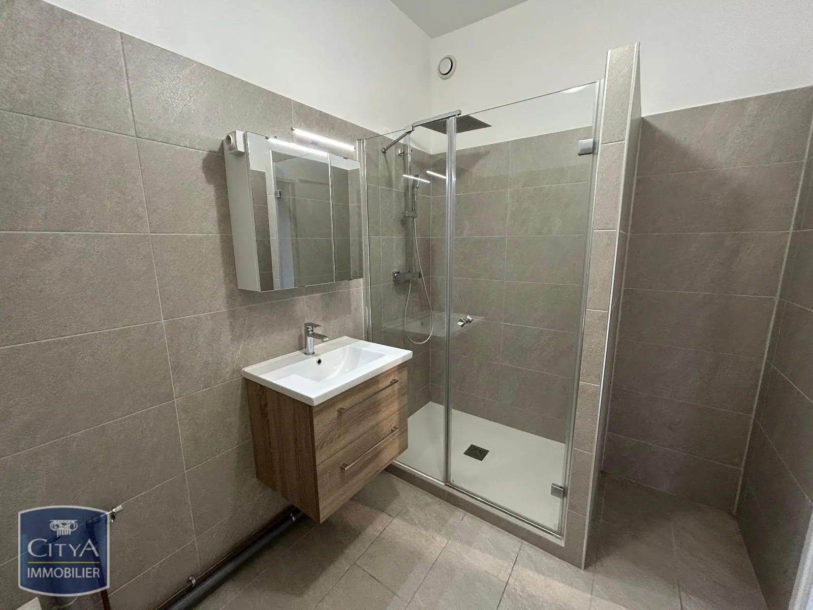 Photo 2 Appartement 3 pièces 84.28m²