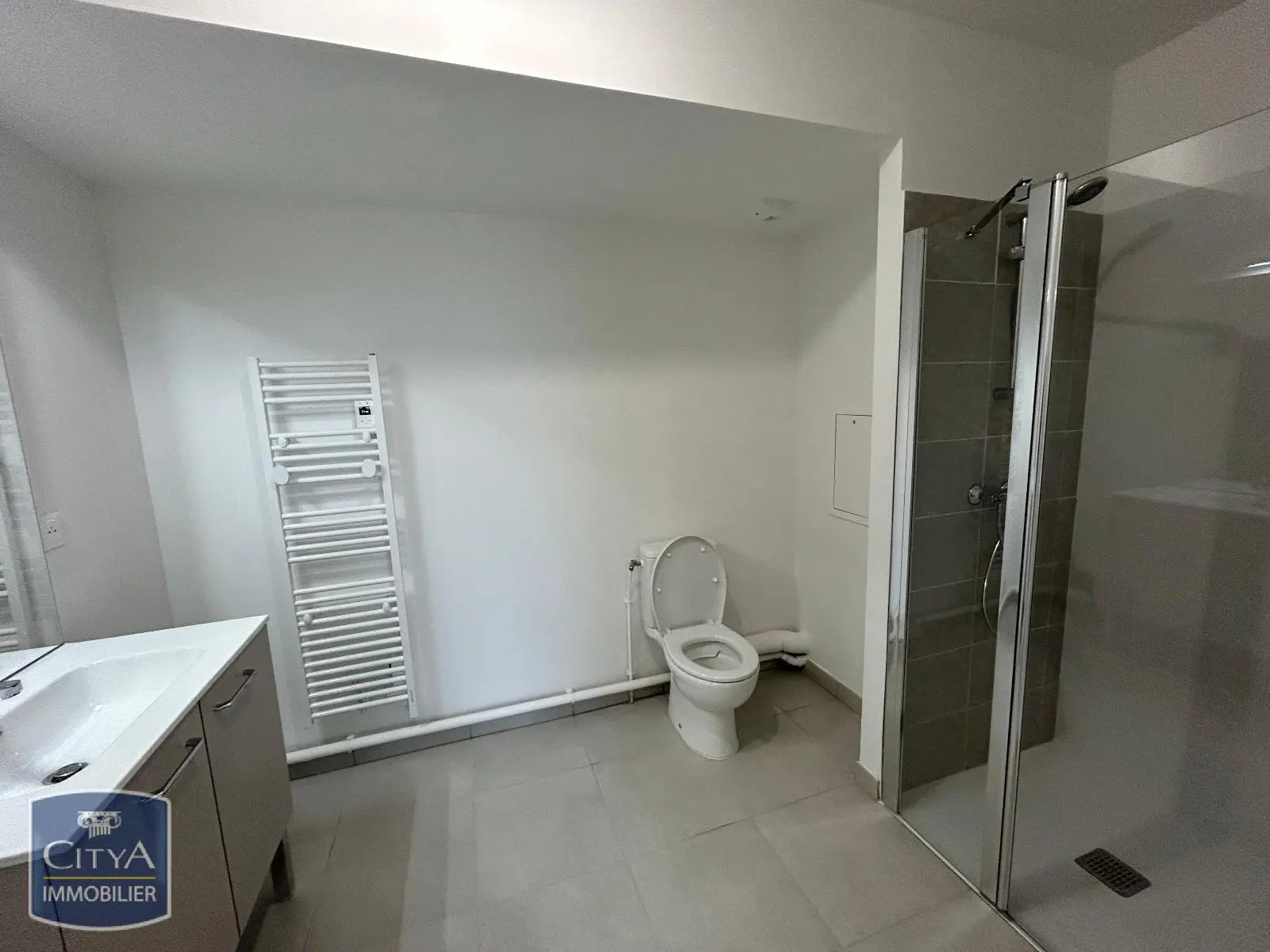 Photo 2 Appartement 1 pièce 31.69m²