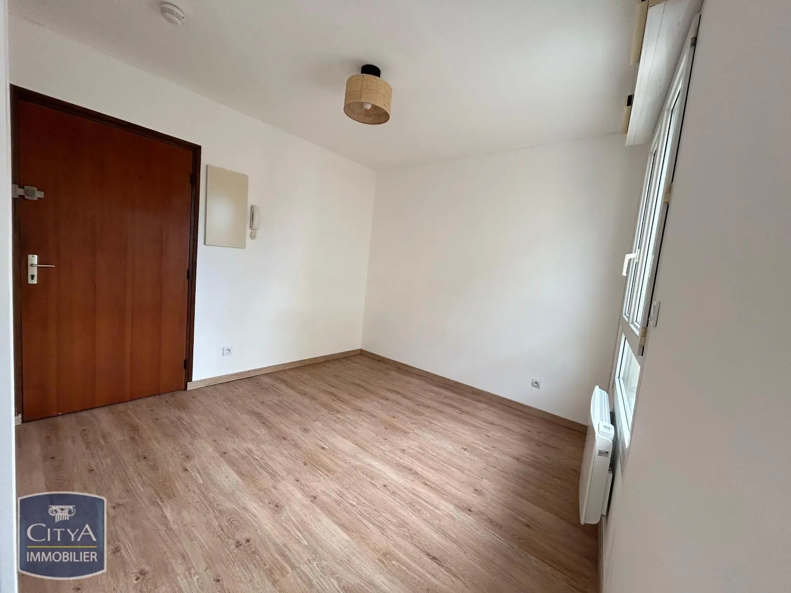 Photo 2 Appartement 1 pièce 18.09m²