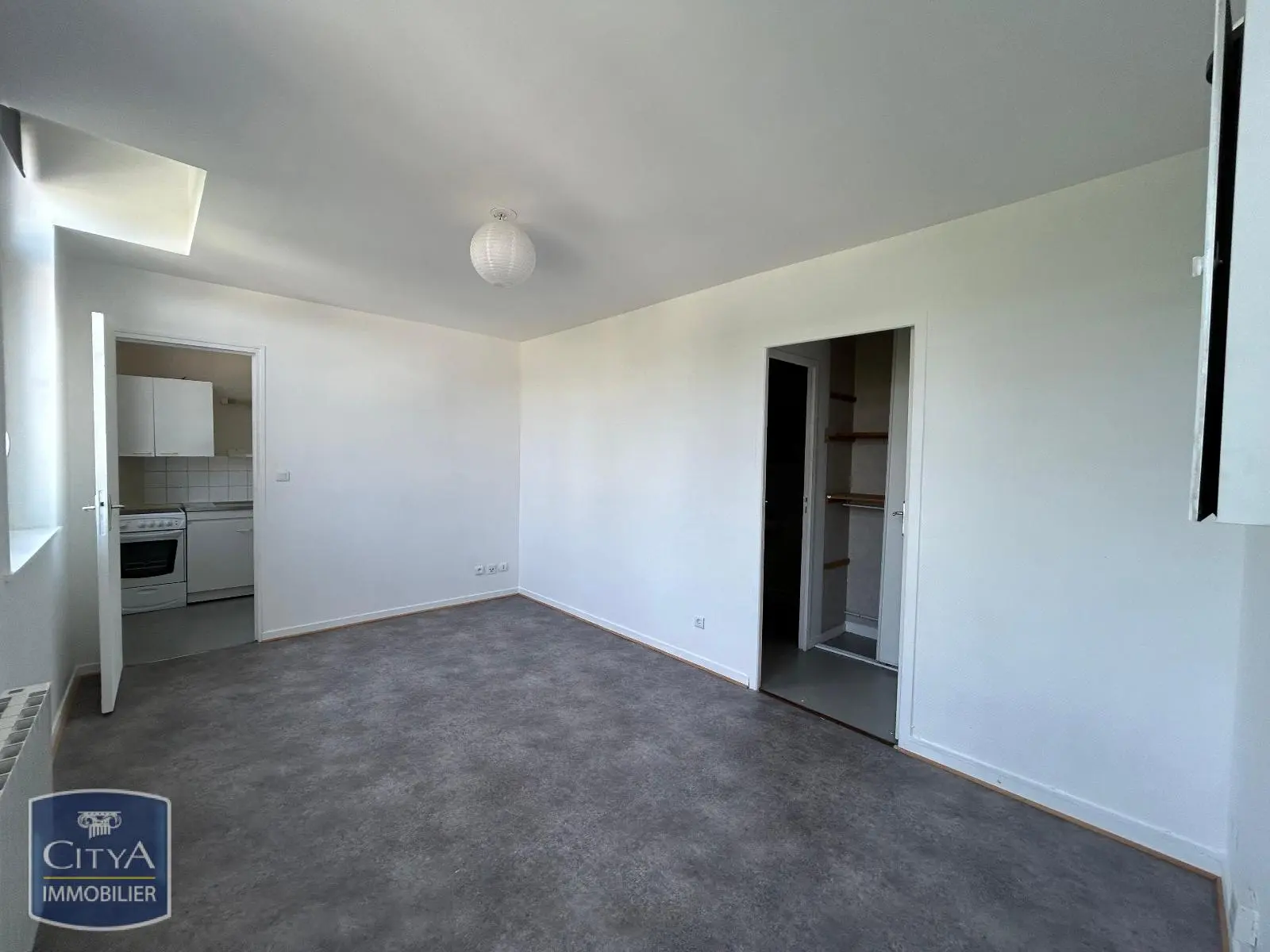 Photo 2 Appartement 1 pièce 25.24m²