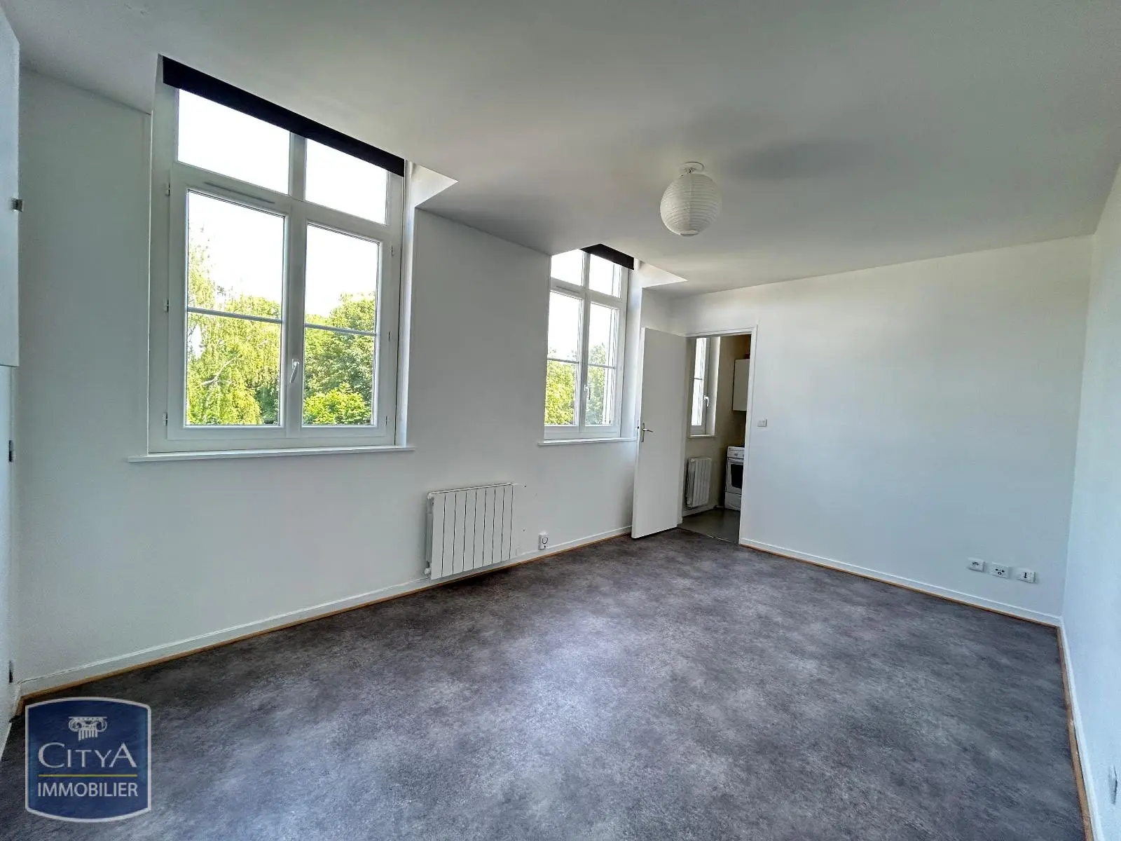 Photo 1 Appartement 1 pièce 25.24m²