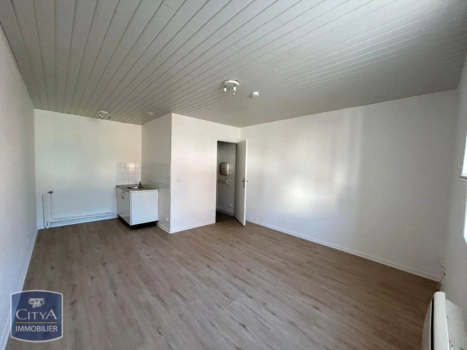 Photo 1 Appartement 1 pièce 22.4m²