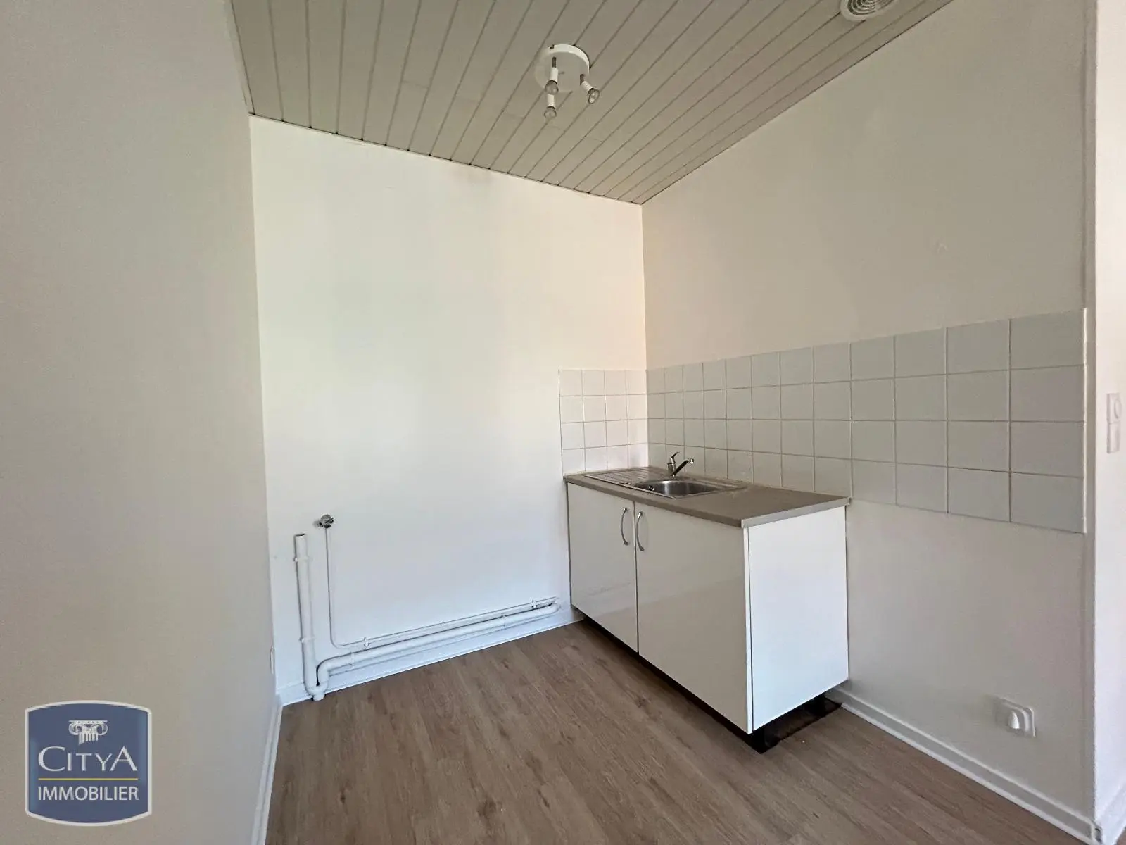 Photo 2 Appartement 1 pièce 22.4m²