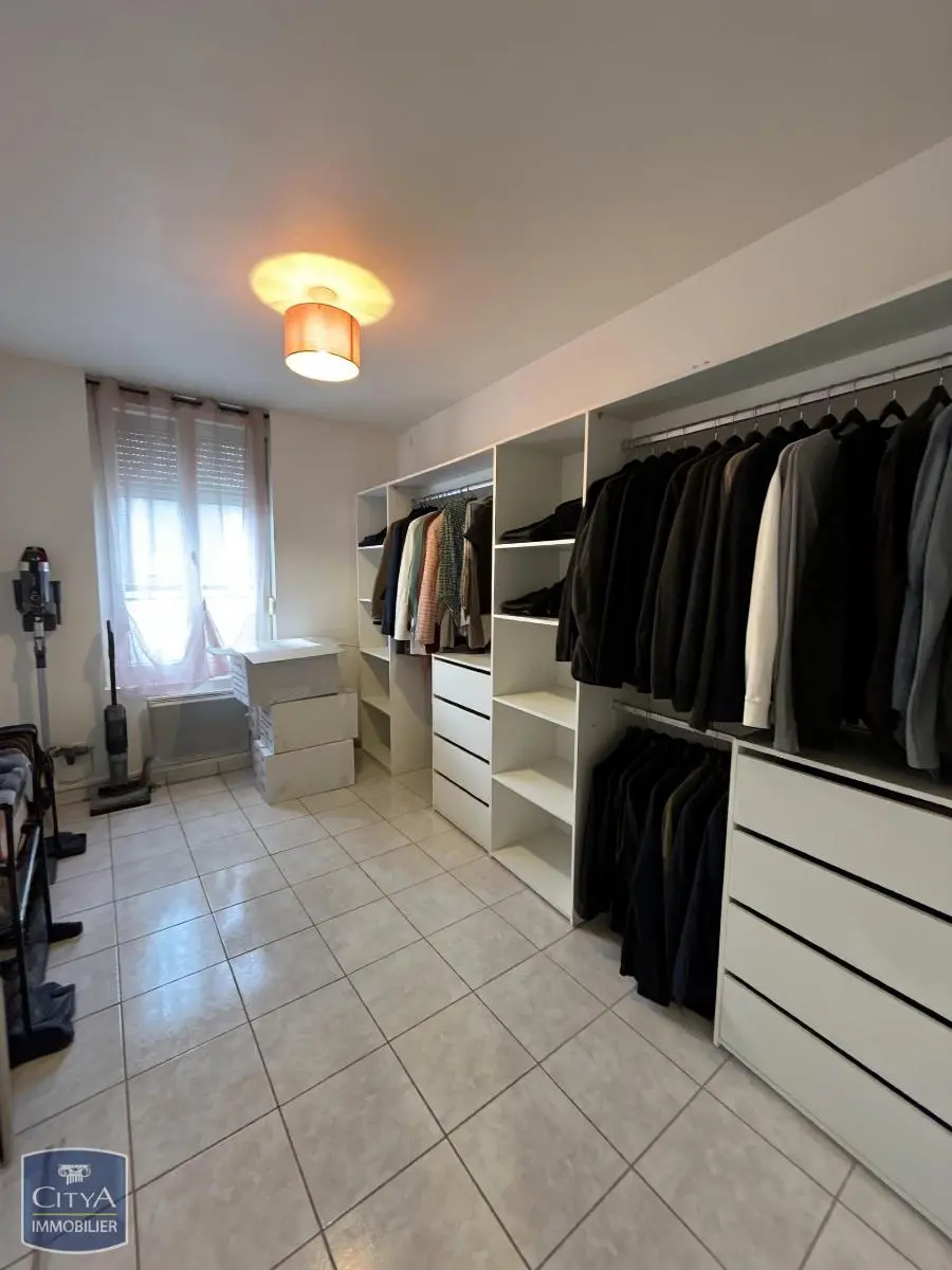 Photo 4 Appartement 5 pièces 77.64m²