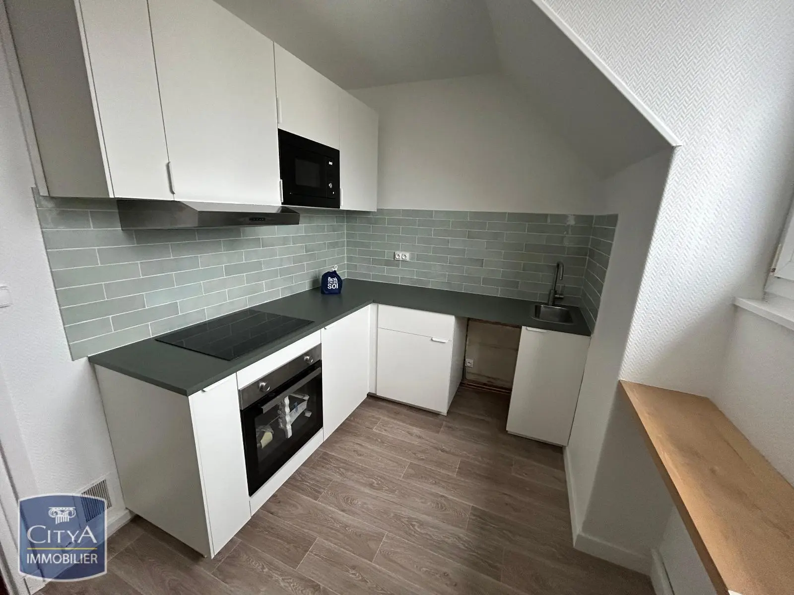 Photo 1 Appartement 2 pièces 55.84m²