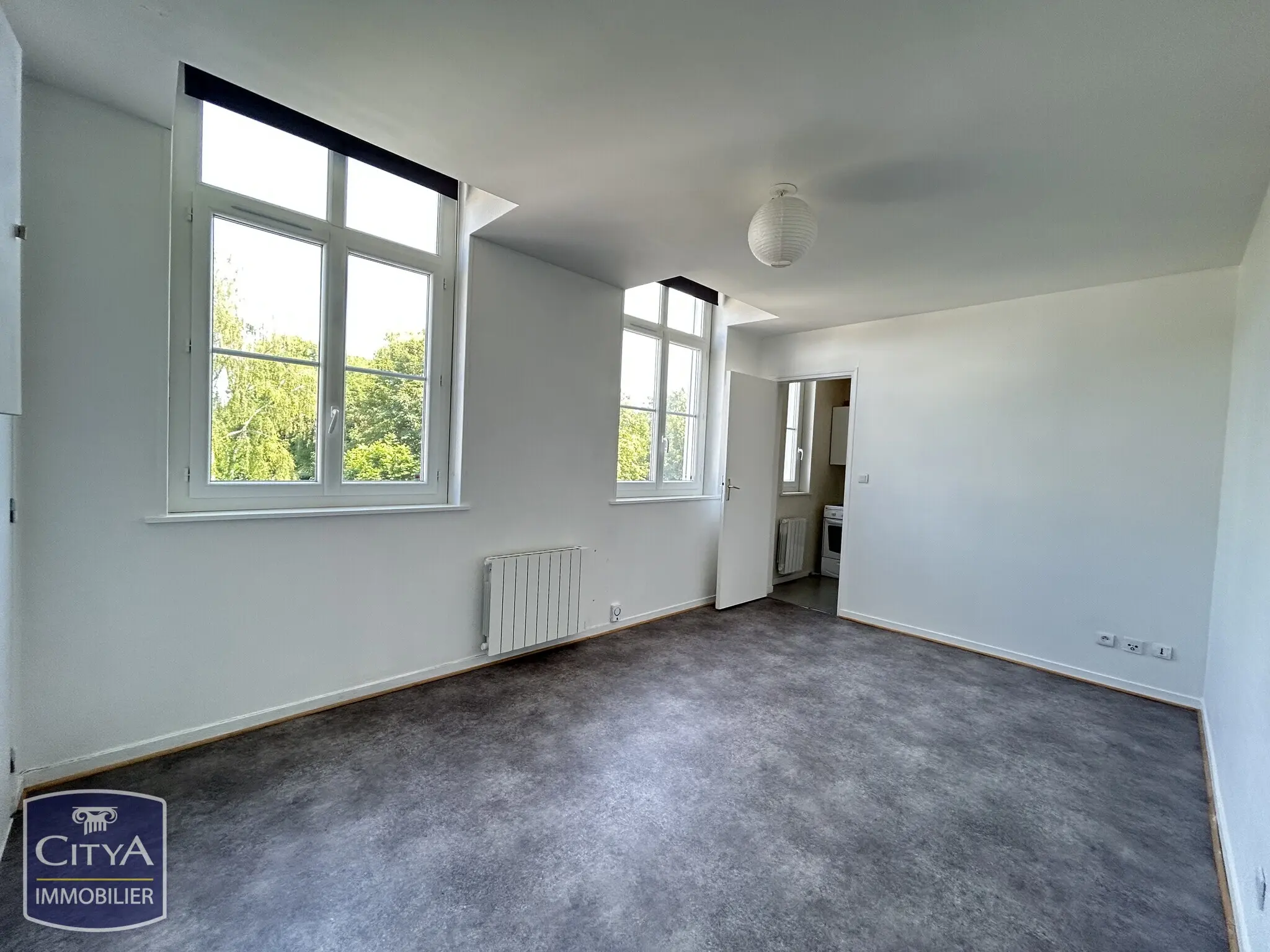 Photo 1 Appartement 1 pièce 25m²