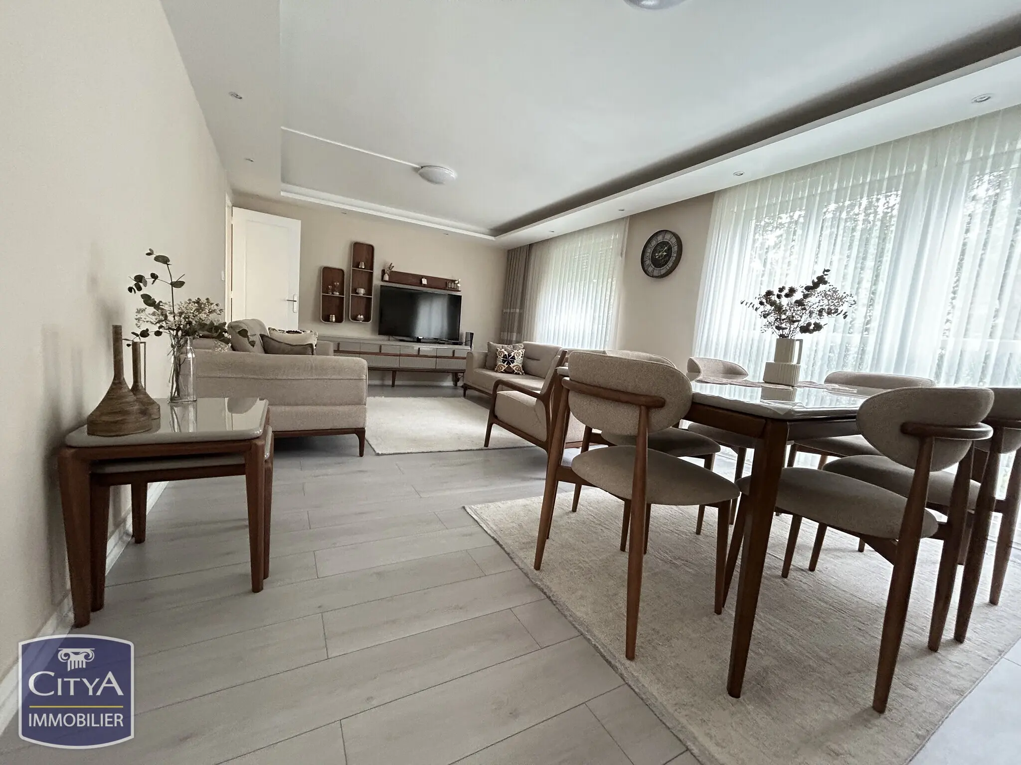 Photo 2 Appartement 5 pièces 83m²