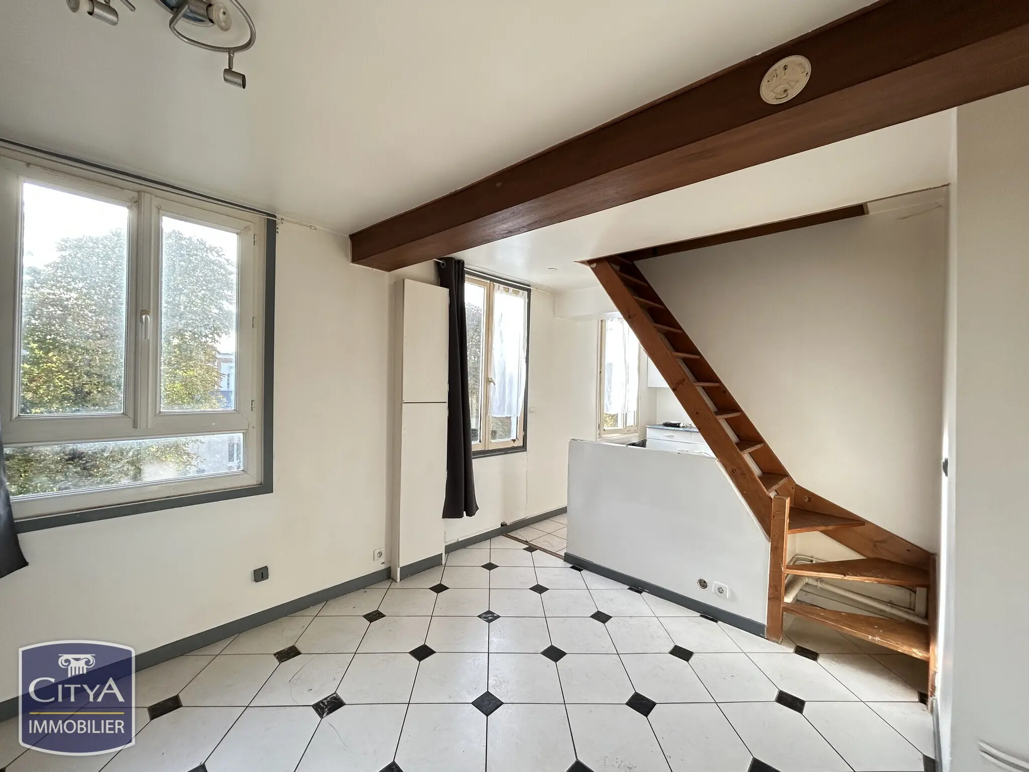 Photo 2 Appartement 1 pièce 32.76m²