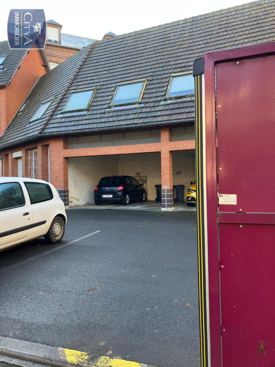 Photo 1 parking Beauvais