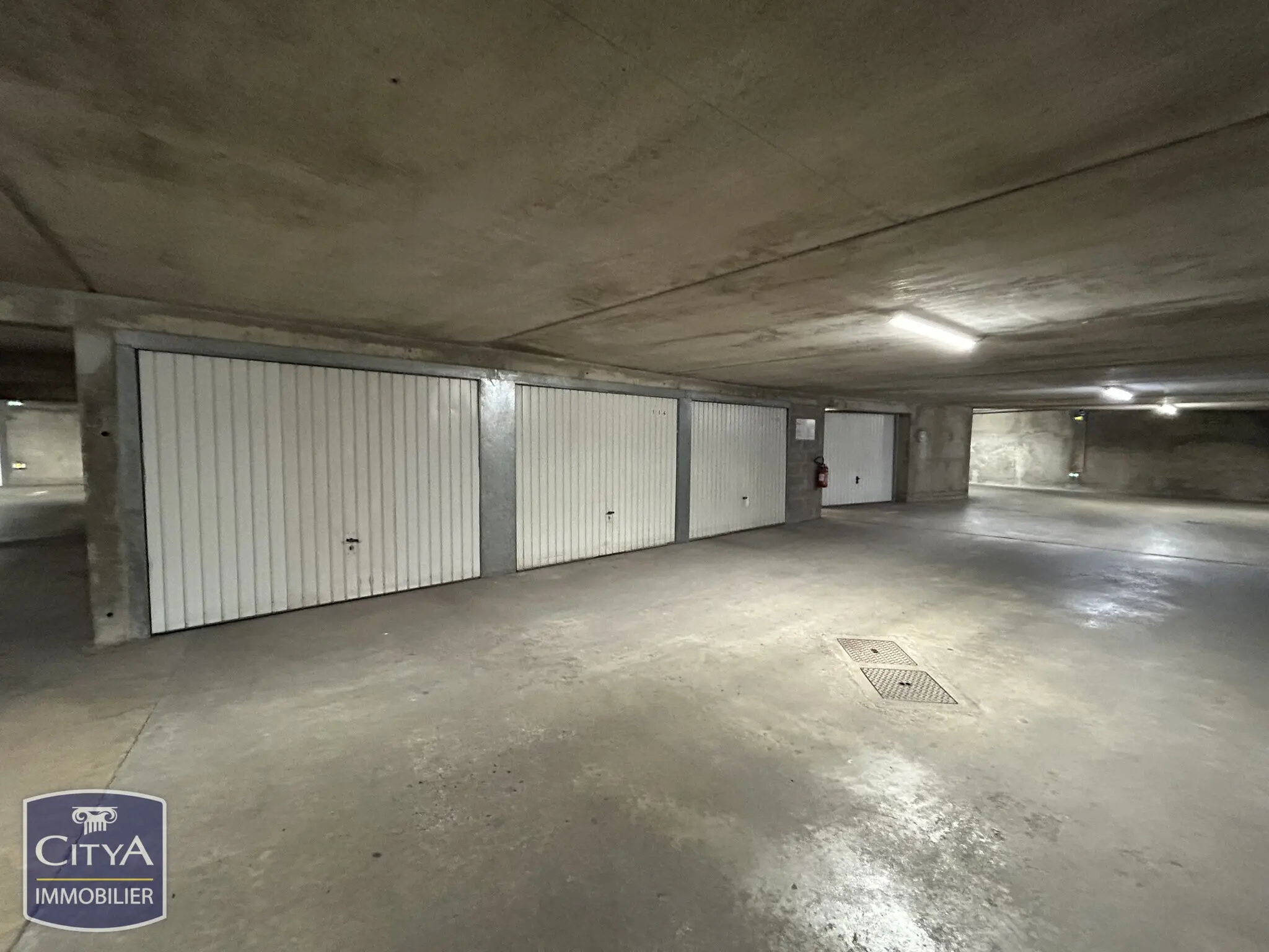 Photo 1 Parking 14m²