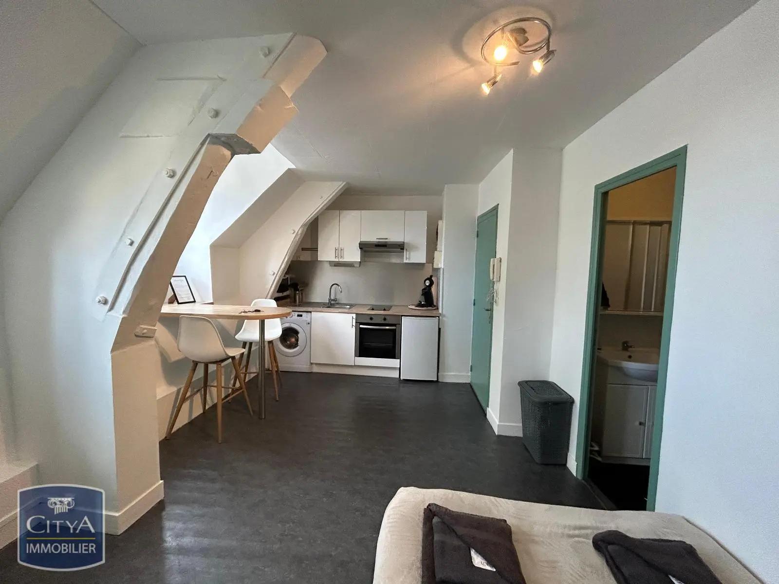 Photo 2 Appartement 1 pièce 19.27m²