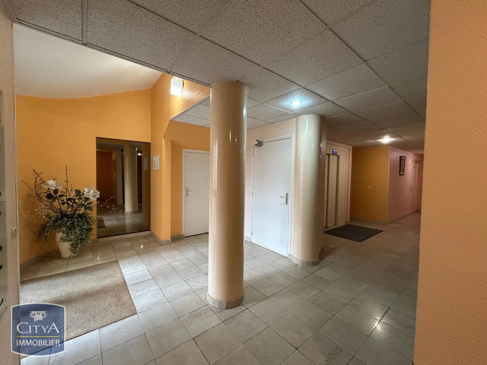 Photo 2 Appartement 1 pièce 36.34m²