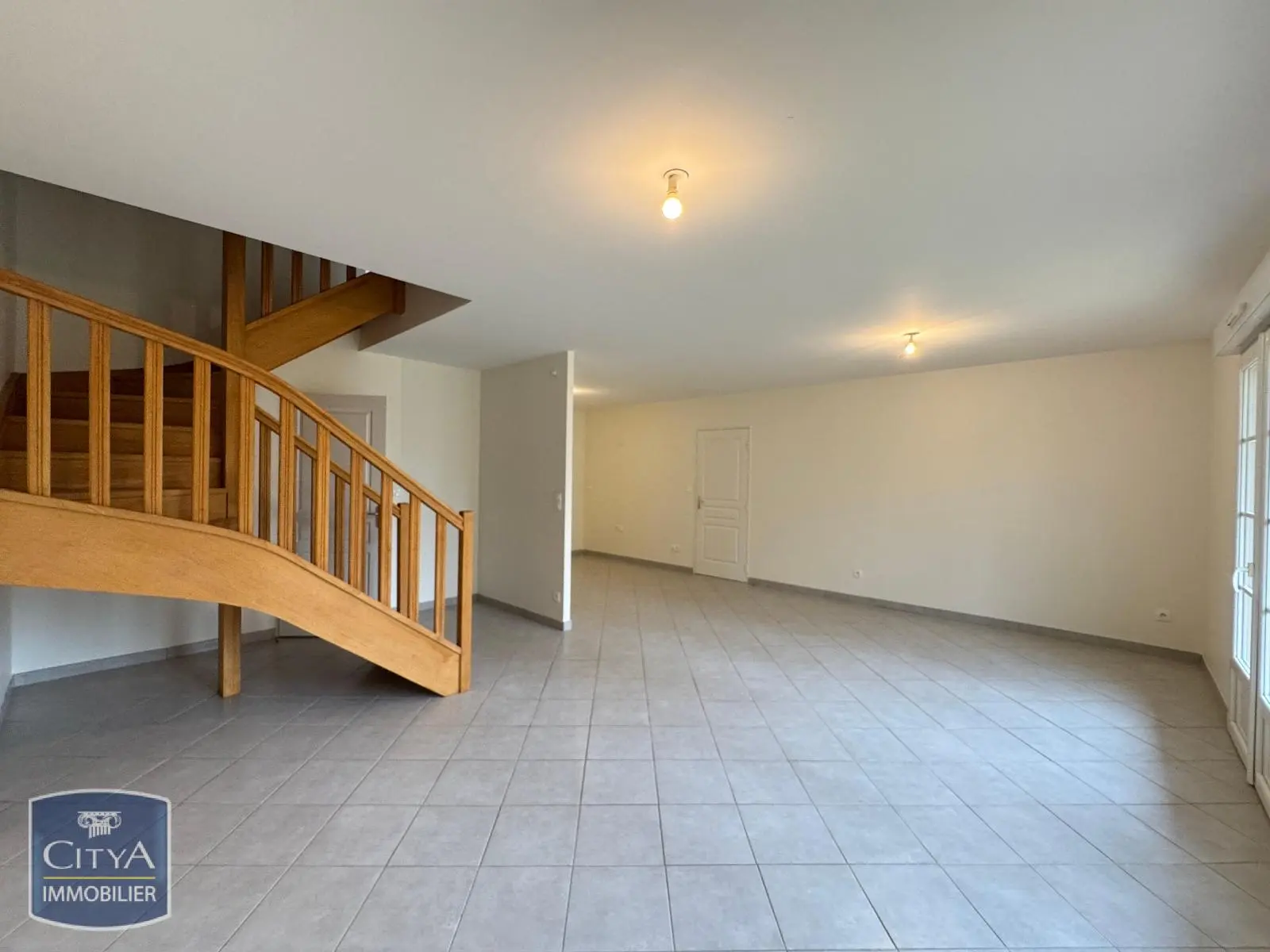 Photo 1 Maison 6 pièces 110m²