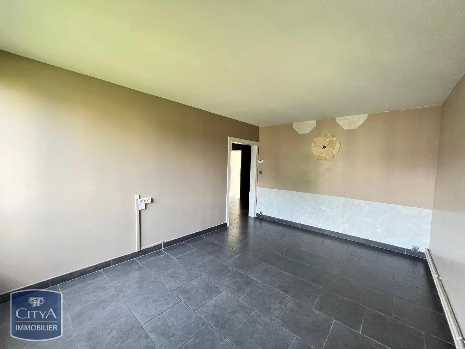 Photo 3 Appartement 4 pièces 75m²