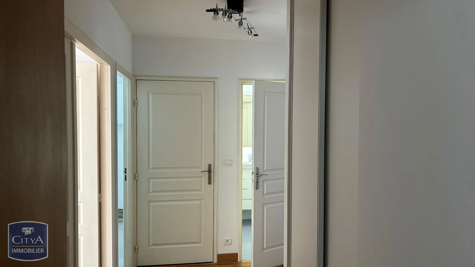 Photo 2 Appartement 2 pièces 51.63m²
