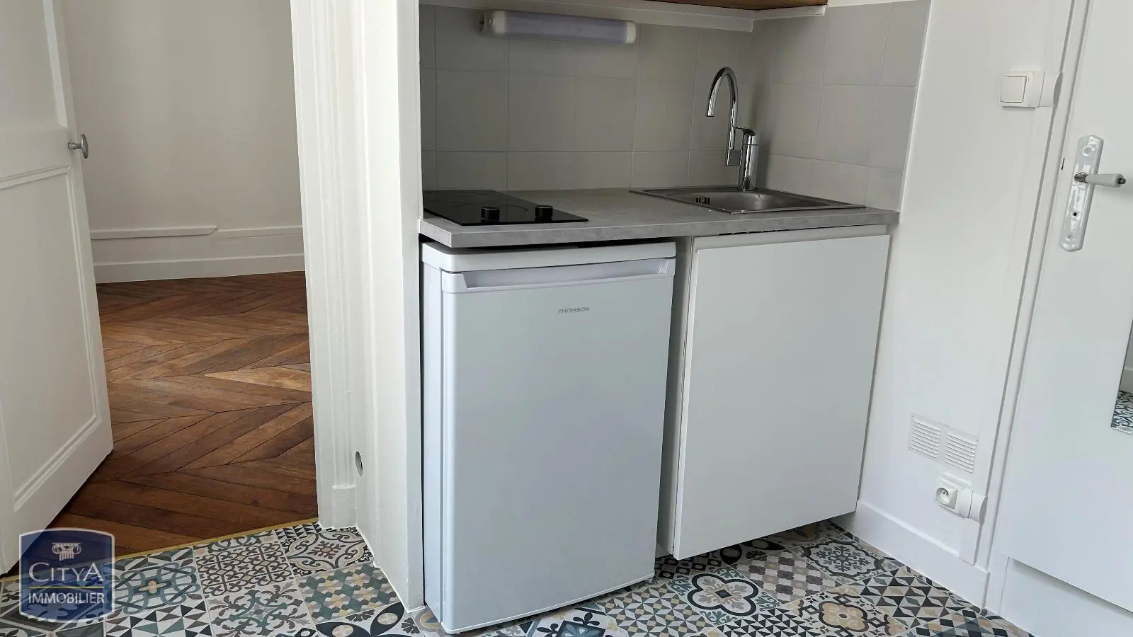 Photo 1 Appartement 1 pièce 19.4m²
